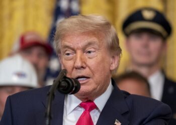 El presidente estadounidense Donald Trump en la Casa Blanca, Washington. Foto: EFE/ Ken Cedeno / Pool.