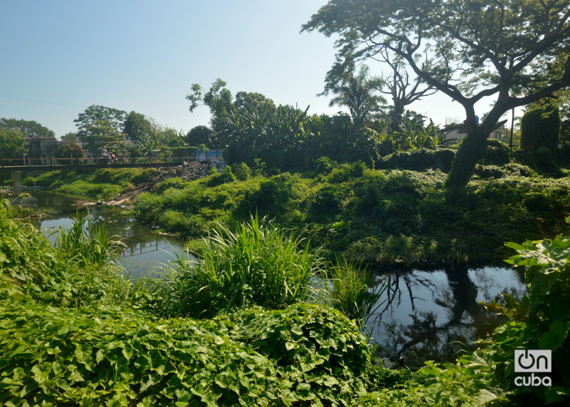 Río de Luyanó, en Lawton. Foto: Otmaro Rodríguez.
