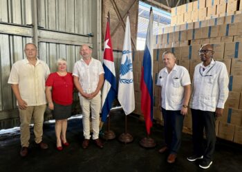 Rusia dona 469 toneladas de aceite de girasol a Cuba. Foto: @EmbKoronelli