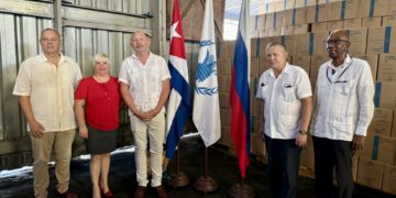 Rusia dona 469 toneladas de aceite de girasol a Cuba. Foto: @EmbKoronelli