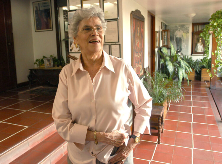 Violeta Barrios de Chamorro durante una entrevista con EFE, en Managua, Nicaragua. Foto: Mario López/EFE.