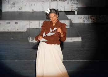 La soprano Bárbara Llanes en el estreno de "Actea" en Cuba. Foto: Xavier García, cortesía de la Orquesta del Lyceum de La Habana.