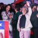 La comunista, Jeannette Jara (c), festeja su triunfo este domingo, en Santiago de Chile. Foto:  Elvis González/EFE.
