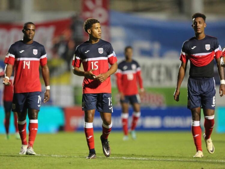 El fútbol cubano quedó fuera del Mundial de 2026 y sumó una nueva decepción desde que el técnico Yunielys Castillo tomó las riendas de la selección mayor de la isla. Foto: elheraldo.hn / Archivo.