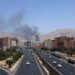 Israel e Irán han estado intercambiando ataques desde el 13 de junio de 2025 como parte de la Operación "León Ascendente". En una imagen, humo desde una refinería de Teherán. Foto: ABEDIN TAHERKENAREH/EFE/EPA
