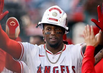 El cubano Jorge Soler después de conectar un jornón con los Angelinos. Foto: www.mlb.com