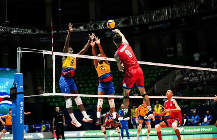 Cuba cae ante Colombia y queda eliminada en Mundial Sub-19 de Voleibol. Foto: Carlos González Rego.