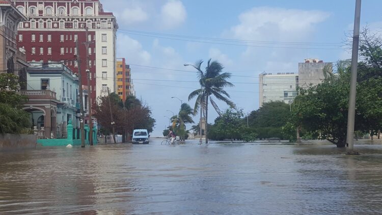 Penetraciones del mar en G. Foto: Canal Habana (Facebook).