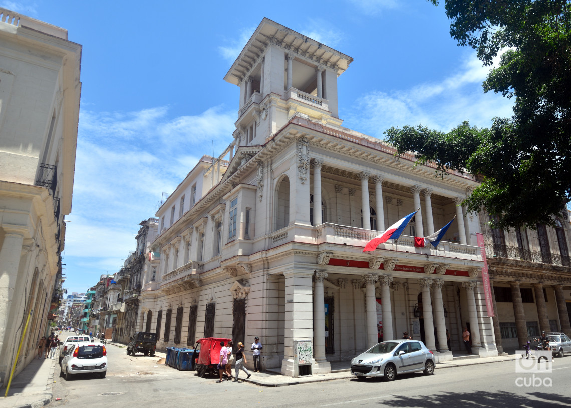 Antigua vivienda del expresidente José Miguel Gómez, actualmente sede de la Alianza Francesa. Foto: Otmaro Rodríguez.