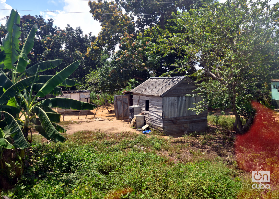 Vivienda campesina en Los Palacios, Pinar del Río. Foto: Otmaro Rodríguez.