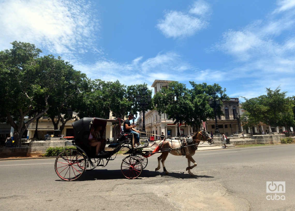 Calle Trocadero y Prado. Foto: Otmaro Rodríguez.