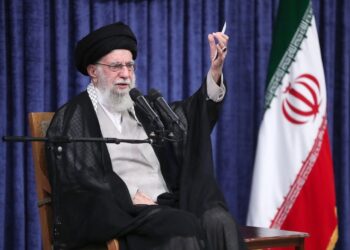 El ayatolá Alí Jameini durante una reunión con representantes del poder judicial el pasado 16 de julio en Teherán. Foto: EFE/EPA/IRANIAN SUPREME LEADER OFFICE