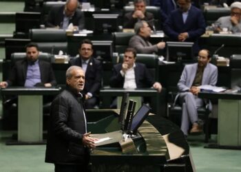 Masoud Pezeshkian_Irán instalaciones nucleares