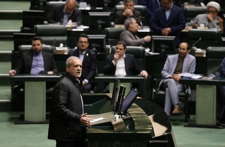 Masoud Pezeshkian_Irán instalaciones nucleares