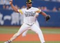 El lanzador Liván Moinelo. Foto: Béisbol Japonés.