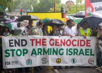 Manifestantes en la Marcha Nacional por Palestina en Londres, Reino Unido, el 19 de julio de 2025. Foto:  EFE/EPA/TAYFUN SALCI.