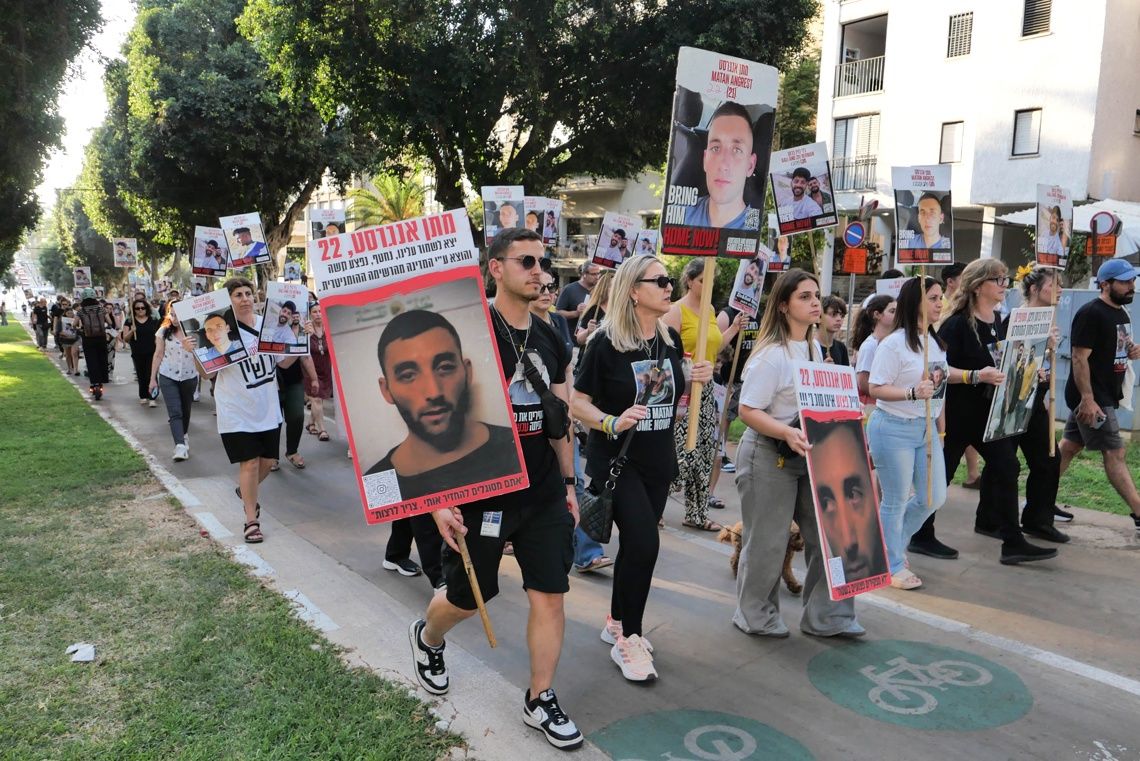 Protesta-en-Israel-para-exigir-al-gobierno-de-Benjamin-Netanyahu-la-devolucion-de-los-rehenes-en-Gaza-.-Foto.-EFE