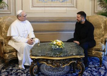El presidente ucraniano dijo a la prensa que estaba “muy agradecido a Su Santidad por este encuentro". Foto: @ZelenskyyUa