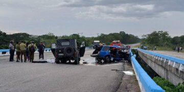 Accidente de tránsito en la Autopista Nacional, en Santiago de Cuba, que dejó un saldo de tres fallecidos y varios lesionados, el 17 de julio de 2025. Foto: Tomada del perfil de Facebook de la Asamblea Municipal del Poder Popular de San Luis.