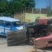 Vehículos involucrados en un accidente de tránsito en Santa Marta, cerca de Varadero, que dejó una docena de heridos, el 3 de julio de 2025. Foto: Tomada del perfil de Facebook de Radio Varadero.