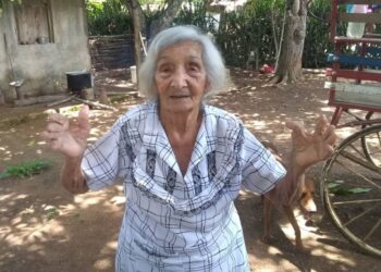 Ramona, 100 años. Foto: Cortesía de la autora.