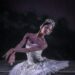 Como Odette en "El lago de los cisnes". Foto: Carlos Belgodari. Tomada del perfil en Instagram de Gabriela Druyet.