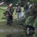 Autoridades intensifican la búsqueda de desaparecidos por las inundaciones en Texas. Foto: Dustin Safranek/EFE.
