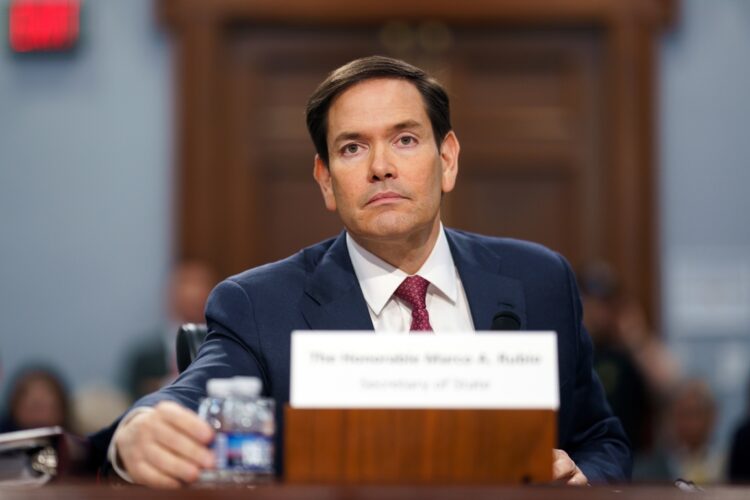 Marco Rubio durante una audiencia en Washington (EE.UU.). Foto:  Will Oliver/EFE.