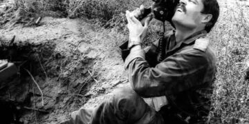 Rigoberto Senarega fue corresponsal de guerra en Angola. Foto tomada del perfil en Facebook de Natasha Vázquez.