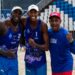 Jorge Luis Alayo (izquierda), Noslen Díaz (centro) y el entrenador Francisco Álvarez Cutiño (derecha) tras lograr la victoria en Rusia. Foto: CubaSp1ke.