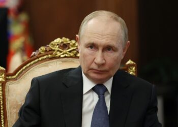 El presidente ruso, Vladimir Putin, en una reunión con su gabinete en el Kremlin, Moscú, el 27 de agosto de 2025. Foto: VYACHESLAV PROKOFYEV / SPUTNIK / KREMLIN POOL / EFE / EPA.