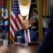 Donald Trump en una reunión de gabinete en la Sala del Gabinete de la Casa Blanca el 26 de agosto de 2025. Foto: EFE/EPA/AARON SCHWARTZ / POOL.