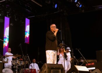 Issac Delgado no solo dirige este Festival, sino que cada año ofrece uno de los conciertos más esperados. Foto: Cortesía Festival Varadero Josone.