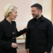 La presidenta de la Comisión Europea, Ursula von der Leyen, y el presidente ucraniano, Volodimir Zelenski, durante un encuentro en Roma el pasado mes de julio. Foto: Andrew Medichini/EFE/EPA