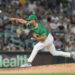Luis Dany Morales vivió su debut en Grandes Ligas con los Athletics este viernes 1 de agosto. Foto: MLB.