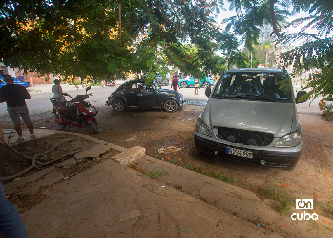 En este lugar existió una piquera de taxis en la avenida María Auxiliadora. Foto: Otmaro Rodríguez.