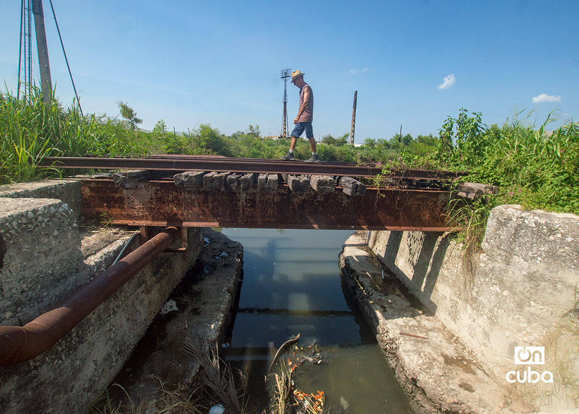Contaminación en el río Tadeo, municipio Regla, La Habana. Foto: Otmaro Rodríguez.
