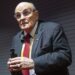 El exalcalde de la ciudad de Nueva York, Rudolph Giuliani, habla con la prensa durante el segundo día de la Convención Nacional Republicana el 16 de julio de 2024 . Foto: EFE/EPA/JUSTIN LANE.