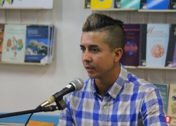 El joven periodista, profesor y realizador radial Enrique Pérez Fumero, víctima de una brutal golpiza en Santiago de Cuba. Foto: Claustrofobias / Tomada del perfil de Facebook de Enrique Fumero.