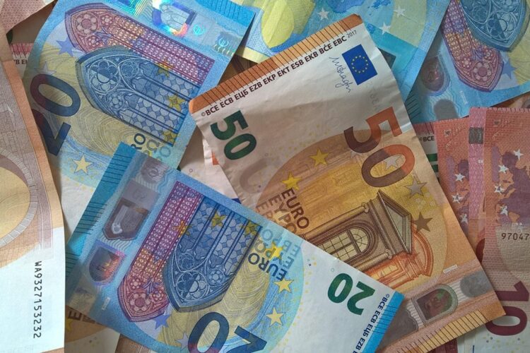 Billetes de euros. Foto: pixabay.com / Archivo.