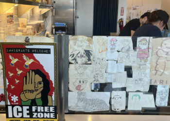 El temor a las redadas de inmigración ha impactado la vida diaria de los habitantes de Buford Highway que ya ve reducido el comercio y las reuniones comunitarias debido a la ansiedad que mantiene a los inmigrantes encerrados en las casas. Foto:  Marcelo Wheelock/EFE.