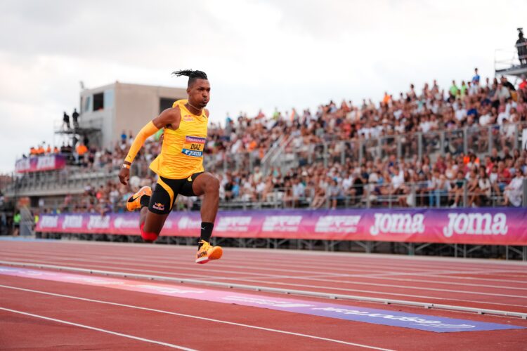 El pasado año Jordan se ratificó como uno de los grandes saltadores del momento. Foto X @atletismo RFEA