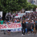 Personas caminan en una caravana migratoria con destino a Estados Unidos el miércoles 06/08/2025, en el municipio de Tapachula, estado de Chiapas (México) . Personas partieron salieron desde la frontera sur de México, en busca de llegar al norte del país, donde esperan regularizar sus documentos, ante las medidas migratorias por parte de EE.UU. Foto: EFE/ Juan Manuel Blanco