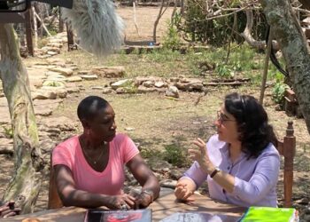 Momento de la grabación del documental “Ruta ADN Cuba", con Mireya Luis.