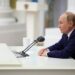 Putin, este jueves, en reunión con los más altos funcionarios de Rusia. Foto: VYACHESLAV PROKOFYEV/ SPUTNIK /EFE/EPA.
