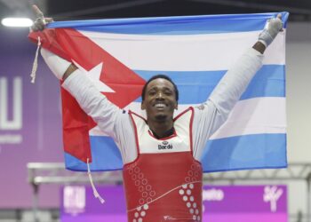 El taekwondoca Yoikel Goicochea (+80 kg) dio a Cuba su cuarta medalla de oro en los Juegos Panamericanos Junior de Asunción 2025. Foto: Tomada del perfil de Facebook de JIT Deporte Cubano.