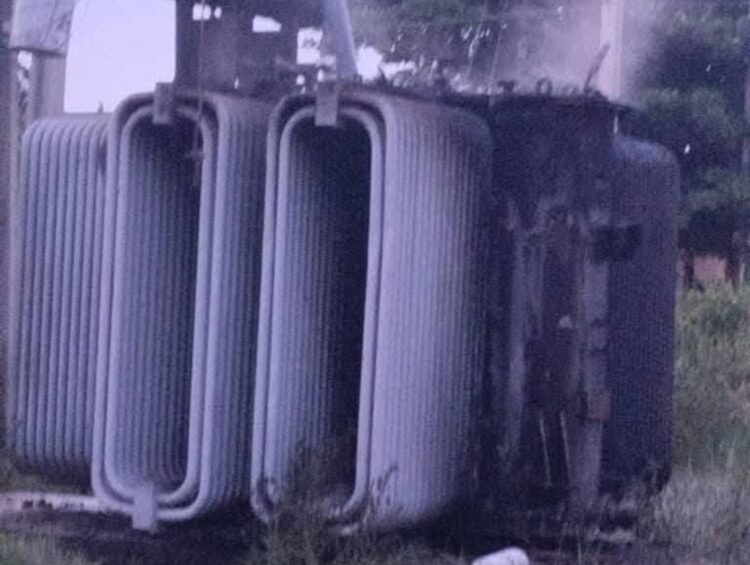 Incendio en subestación deja a Güira de Melena sin electricidad. Foto: Facebook/Periódico Artemisa.