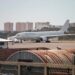 Un avión en el Aeropuerto Internacional de Maiquetía Simón Bolívar, en La Guaira, Venezuela. Foto: Ronald Peña/EFE.