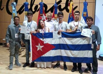 Cubanos Olimpiada Física