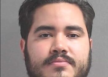 El cubano Eduardo Labrada Machado, de 24 años, quien enfrenta cargos por el asesinato en primer grado, tras dispararle 24 veces a un oficial de policía en Florida. Foto: Captura de video.